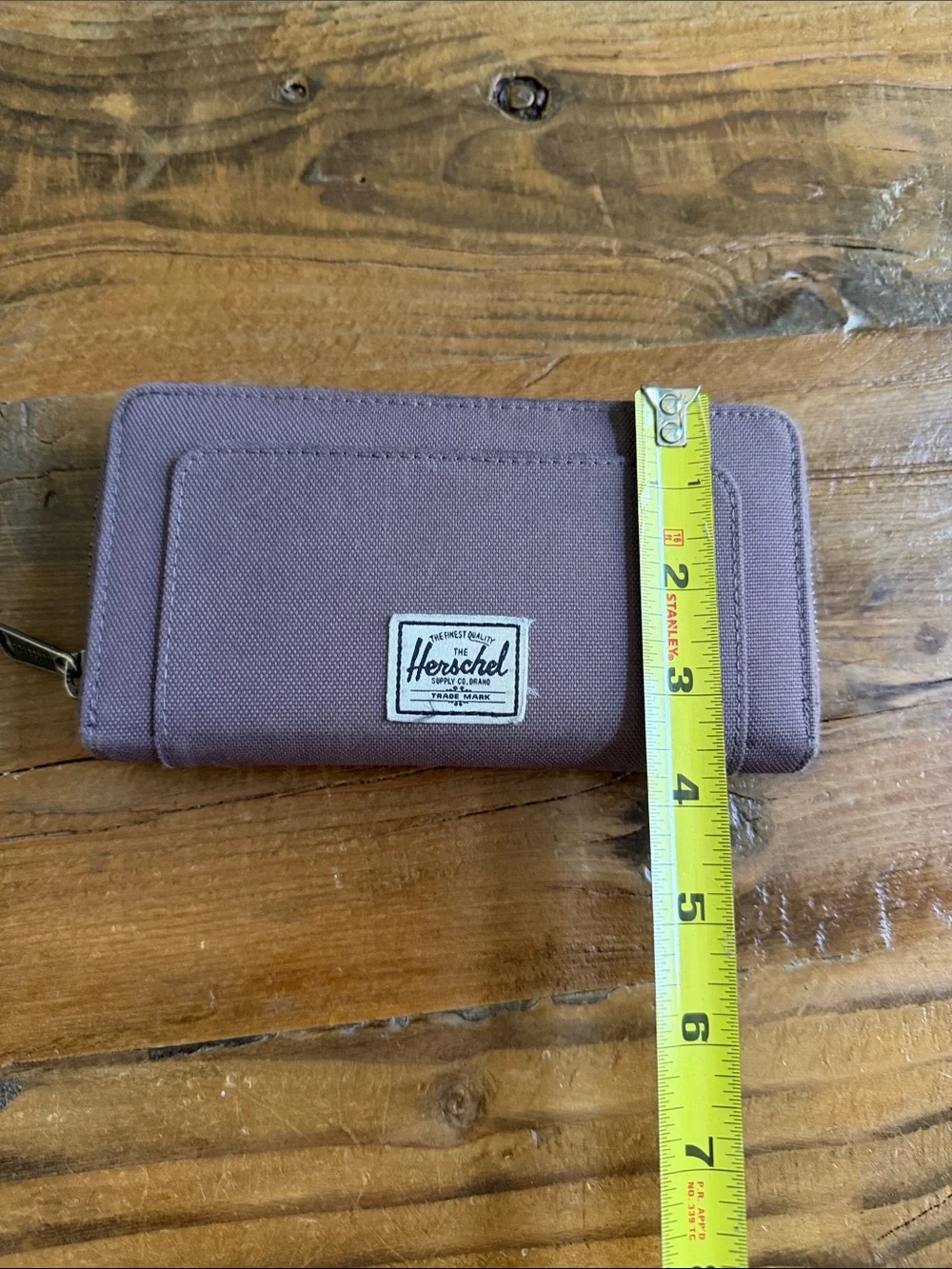 Herschel supply company wallet